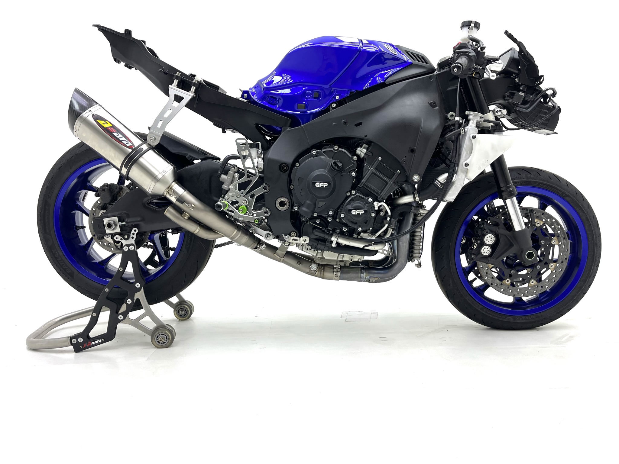 r1a